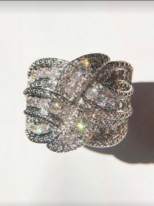 Luxury Crystal Bloom Ring