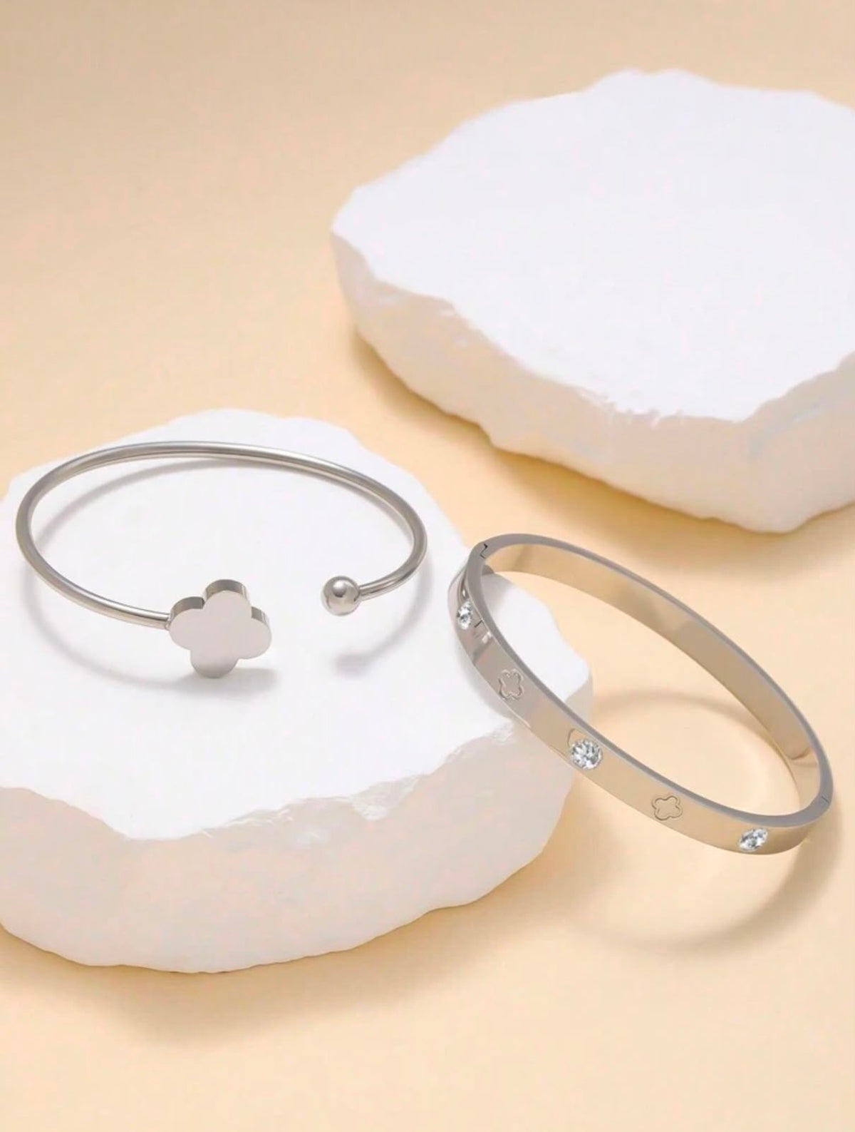 Clover Crystal Cuff