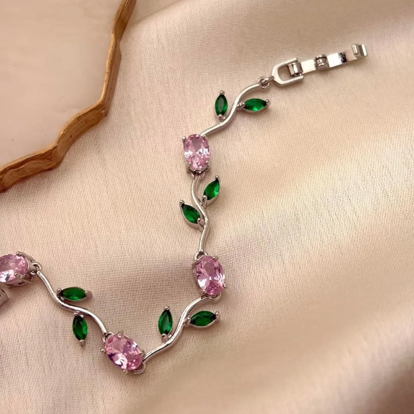 Tulip Blossom Bracelet