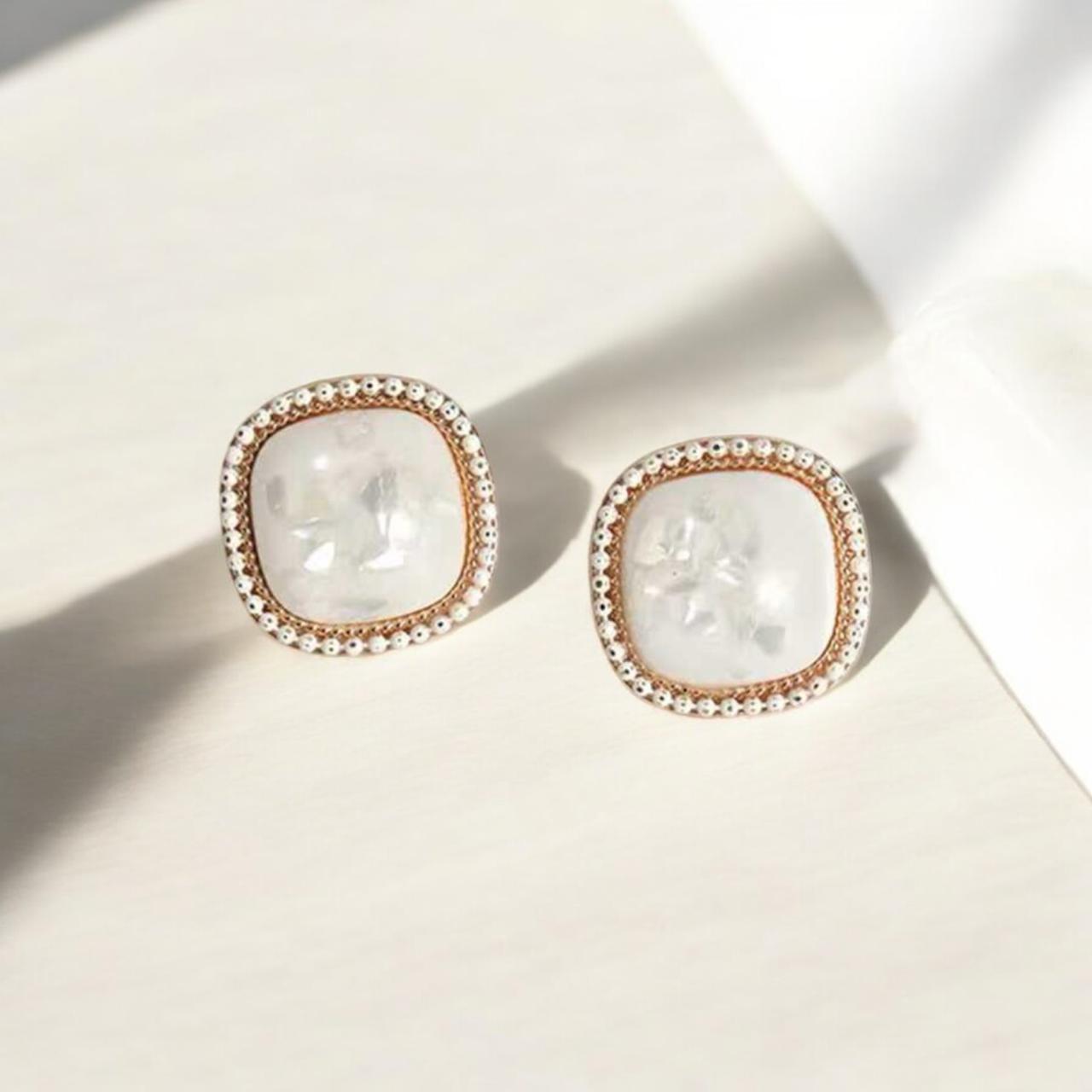 Faux Pearl Square Style Rhinestone Stud image 2