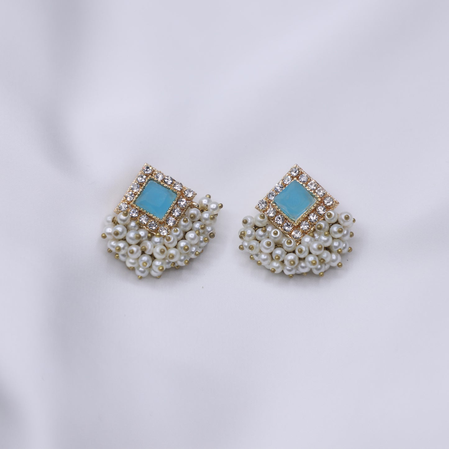 FEROZA PEARLED STUDS image 2