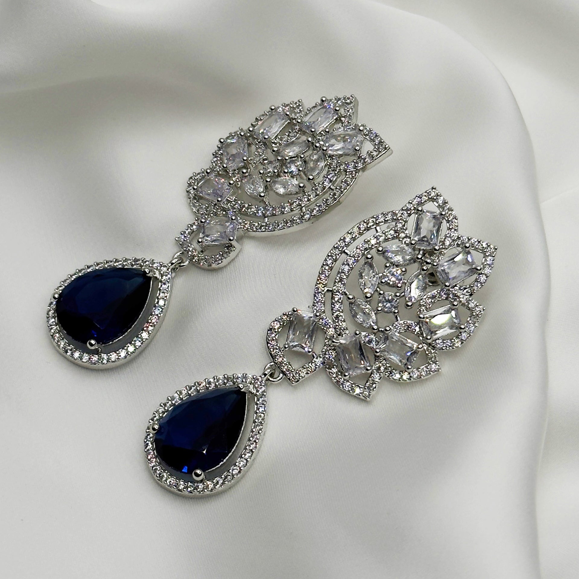 SILVER BLUE E-DESIGN image 2