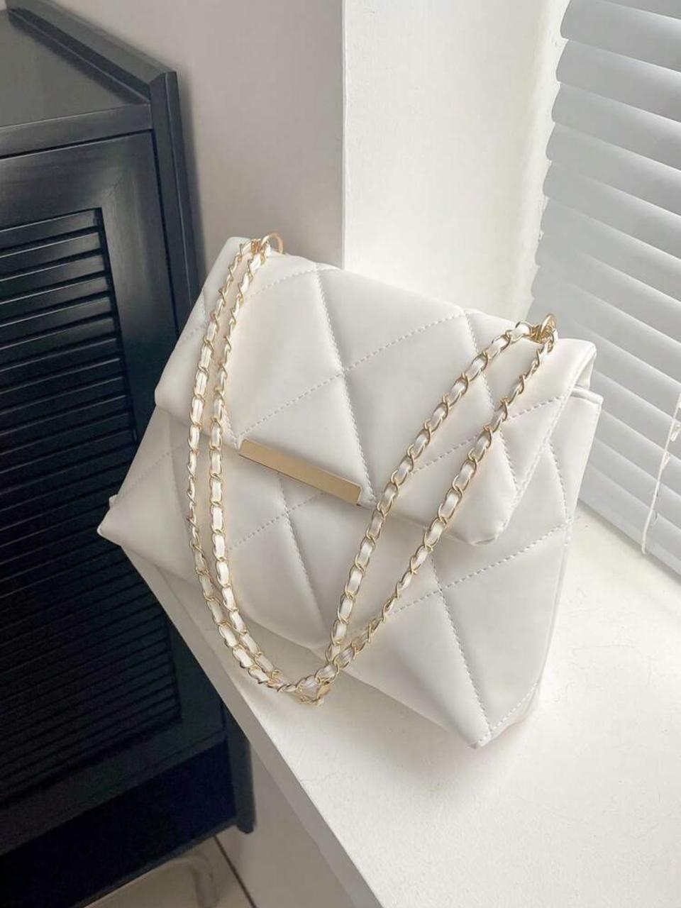 Sophisticated and elegantly designed bag, perfect for any occasion image 1