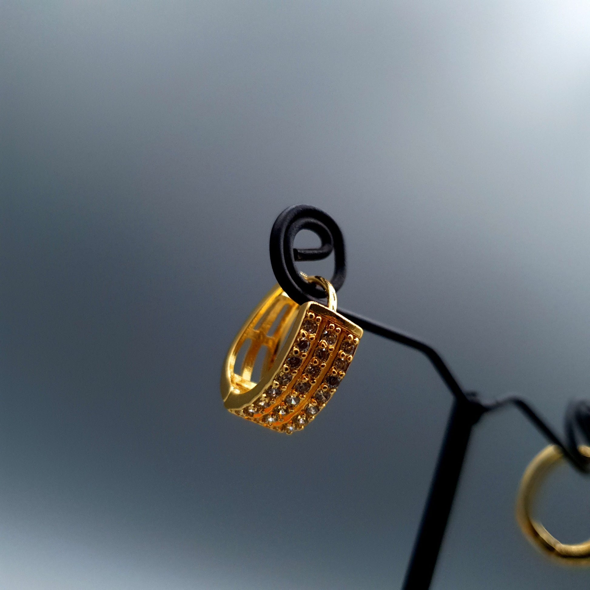 SQUARE LAYER HOOPS image 0