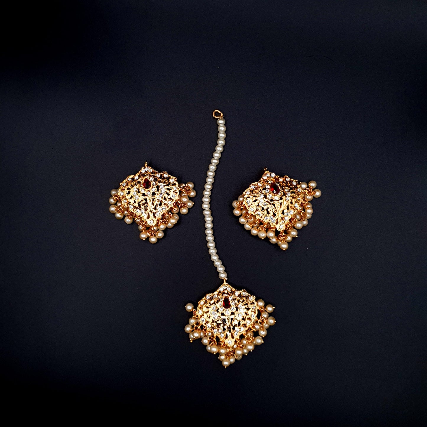 RED PEARLED NEKLACE image 11