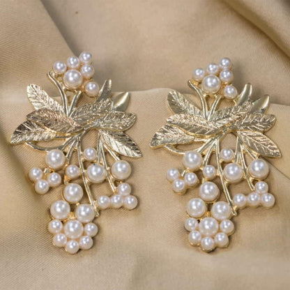 LEAF & PEARL STUDS image 2
