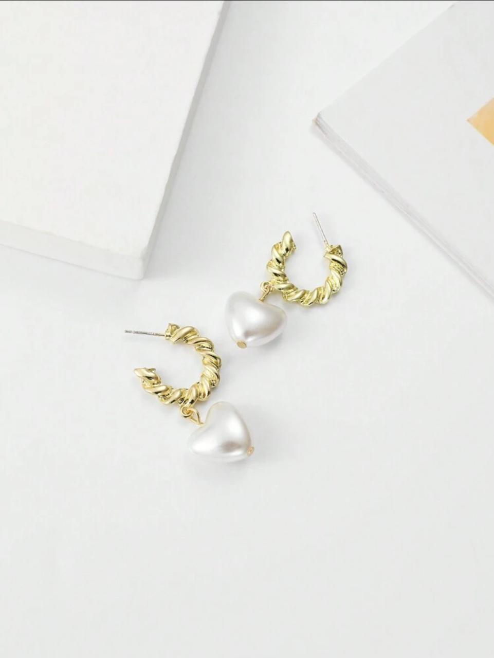 PEARL HEART SHAPED DANGLE image 4