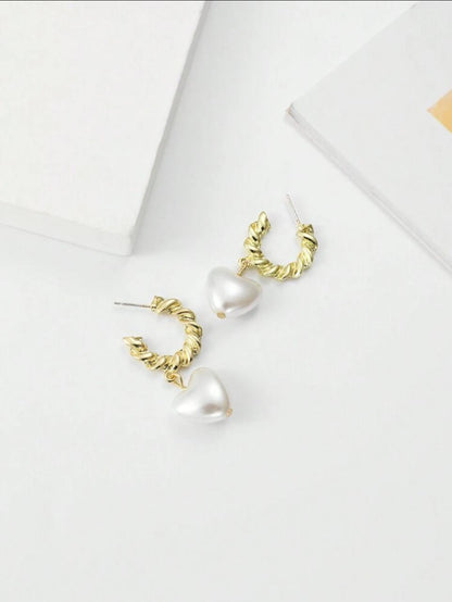 PEARL HEART SHAPED DANGLE image 4