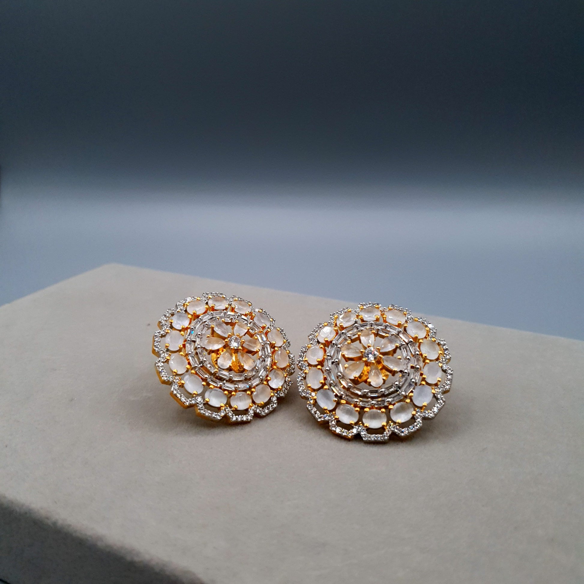 WHEEL STYLE PARTY WEAR-(MULTI COLOUR &amp; GOLDEN SILVER) image 13