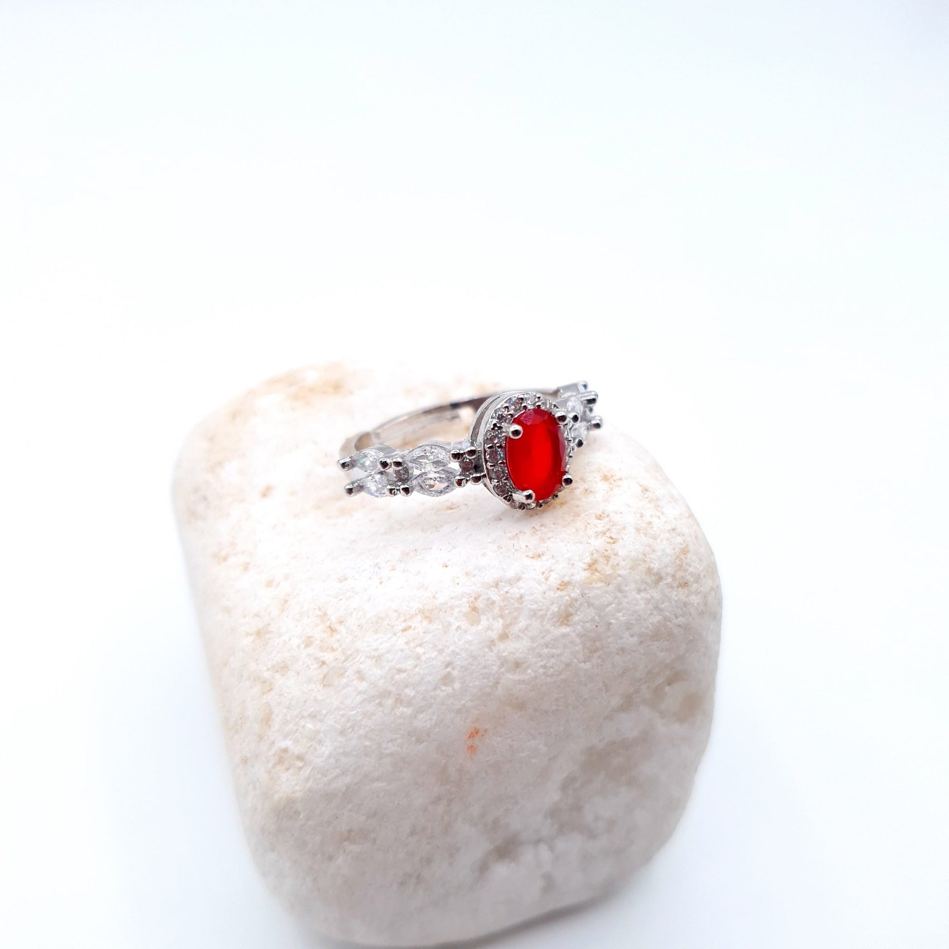A versatile adjustable ring that fits perfectly, adding elegance to any style image 9