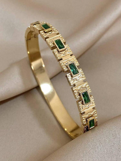 RETRO GOLD CUFF BRACELET image 1