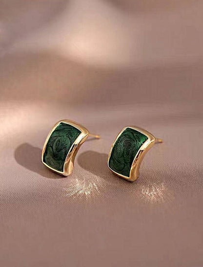 Geometric Stud image 2