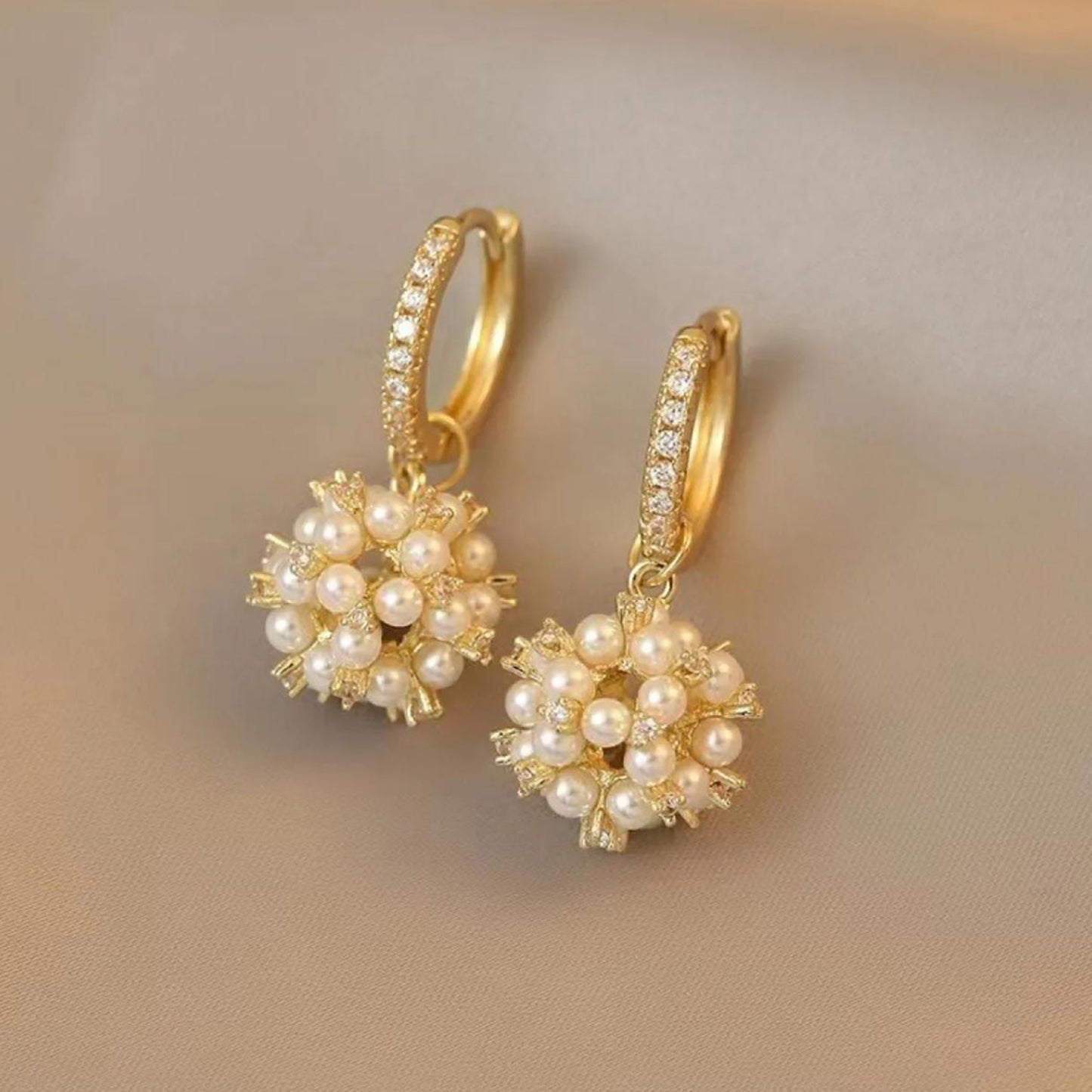 PEARL ZIRCON BALL EAR RING image 0