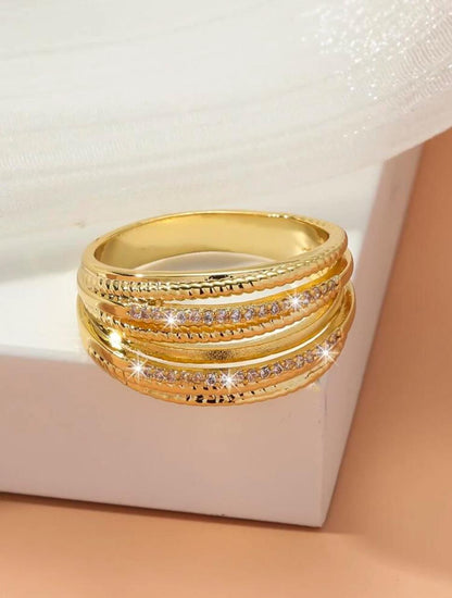 CUBIC ZIRCONIA DÉCOR RING - Shiny Golden, Size 7 image