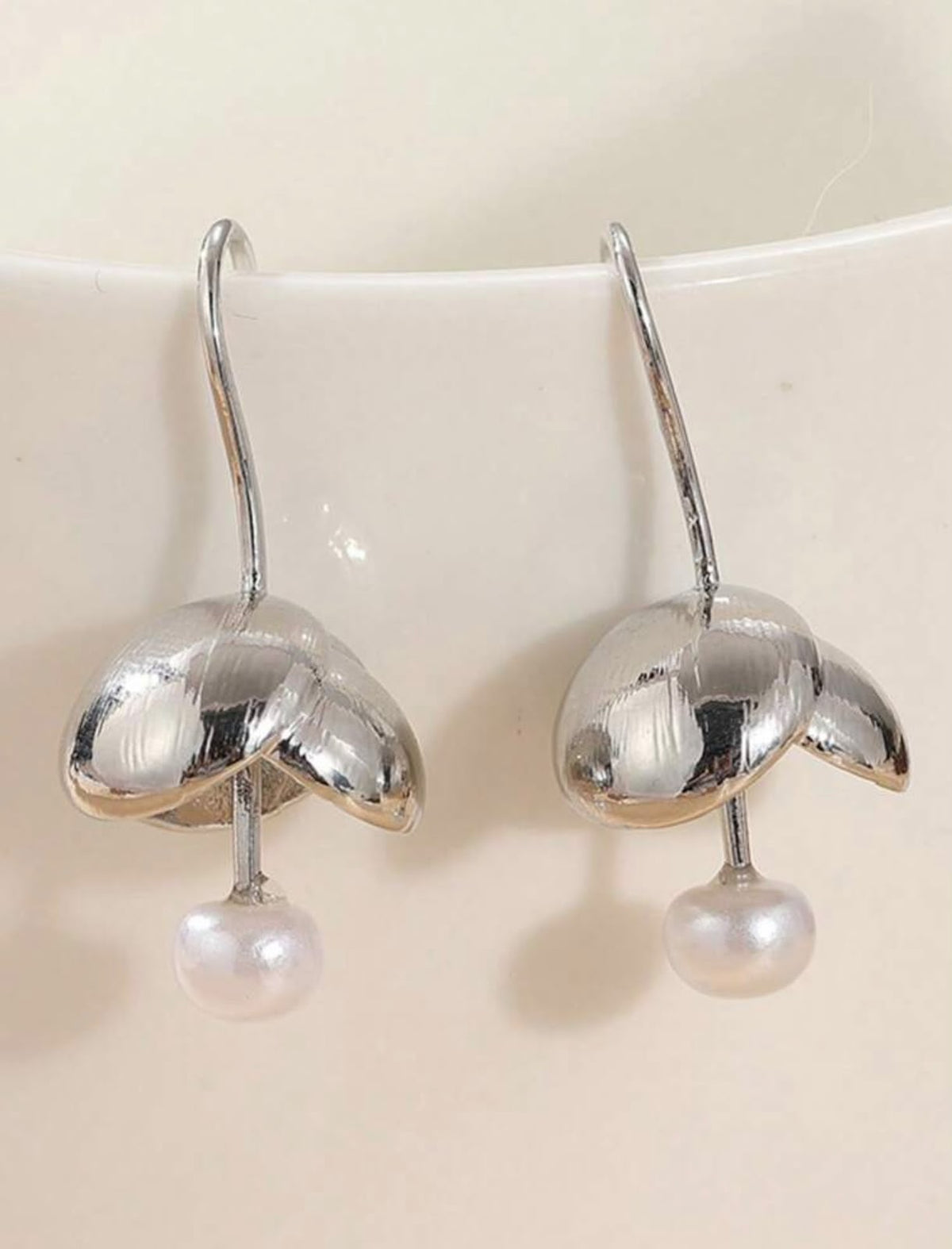 Silver Dome Pearl Drop