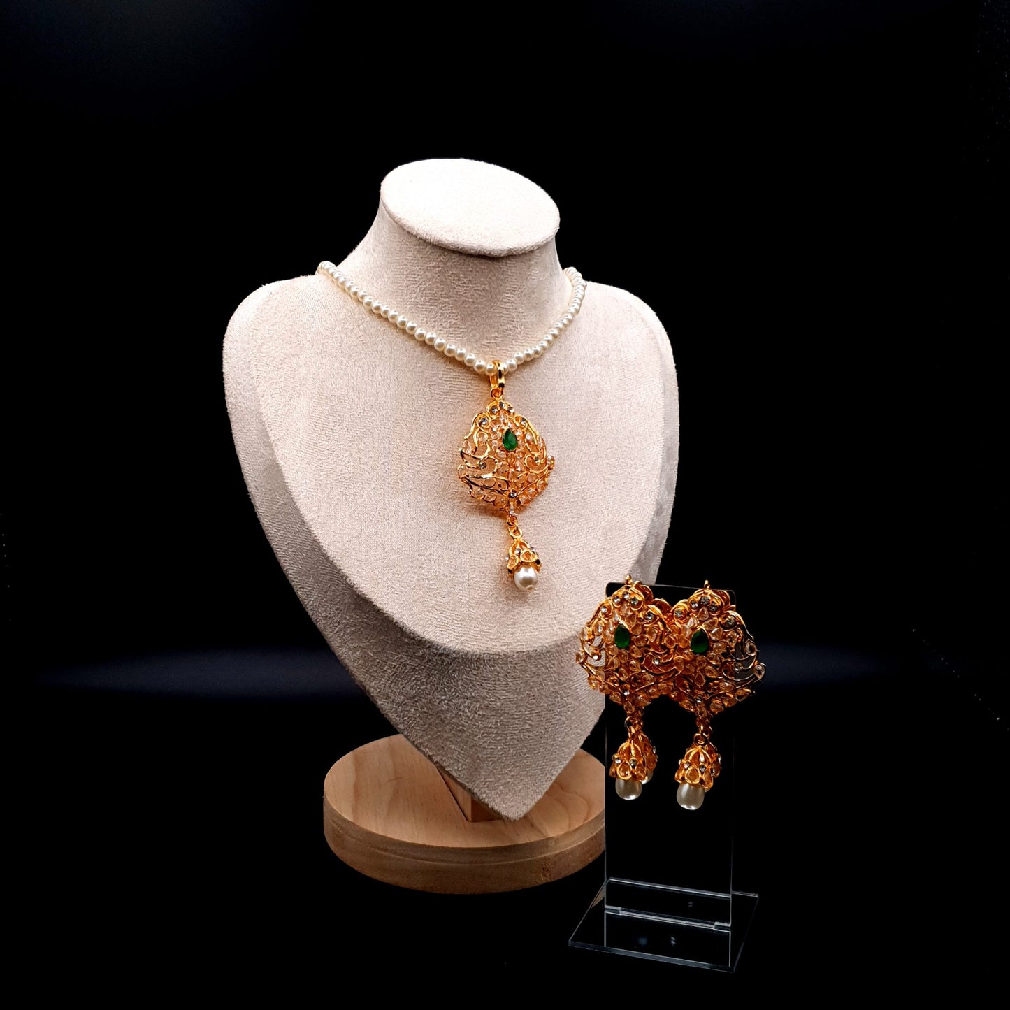 PEARLED GOLDEN-SILVER STONES image 3
