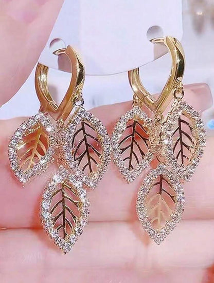 HOLLOW OUT LEAF SHAPED image 0