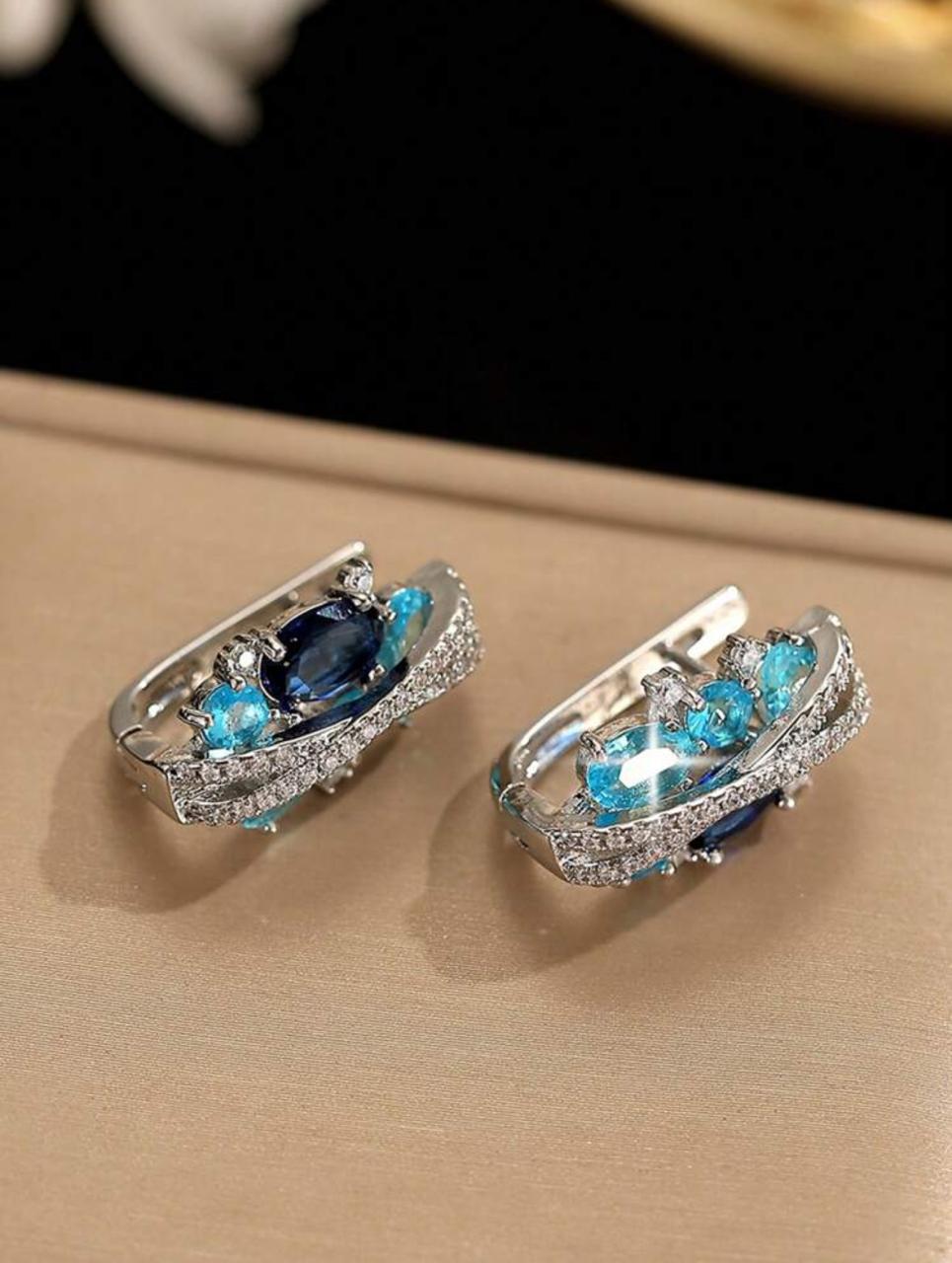 GORGEOUS BLUE WHITE CUBIC ZIRCONIA PAVED ELEGANT TRENDY ROUND D?COR EARRINGS image 6
