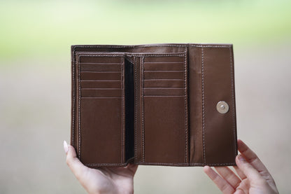 A Stylish and minimalistic genuine leather clutch with a smooth finish and straight flap design, perfect for any occasion image 2