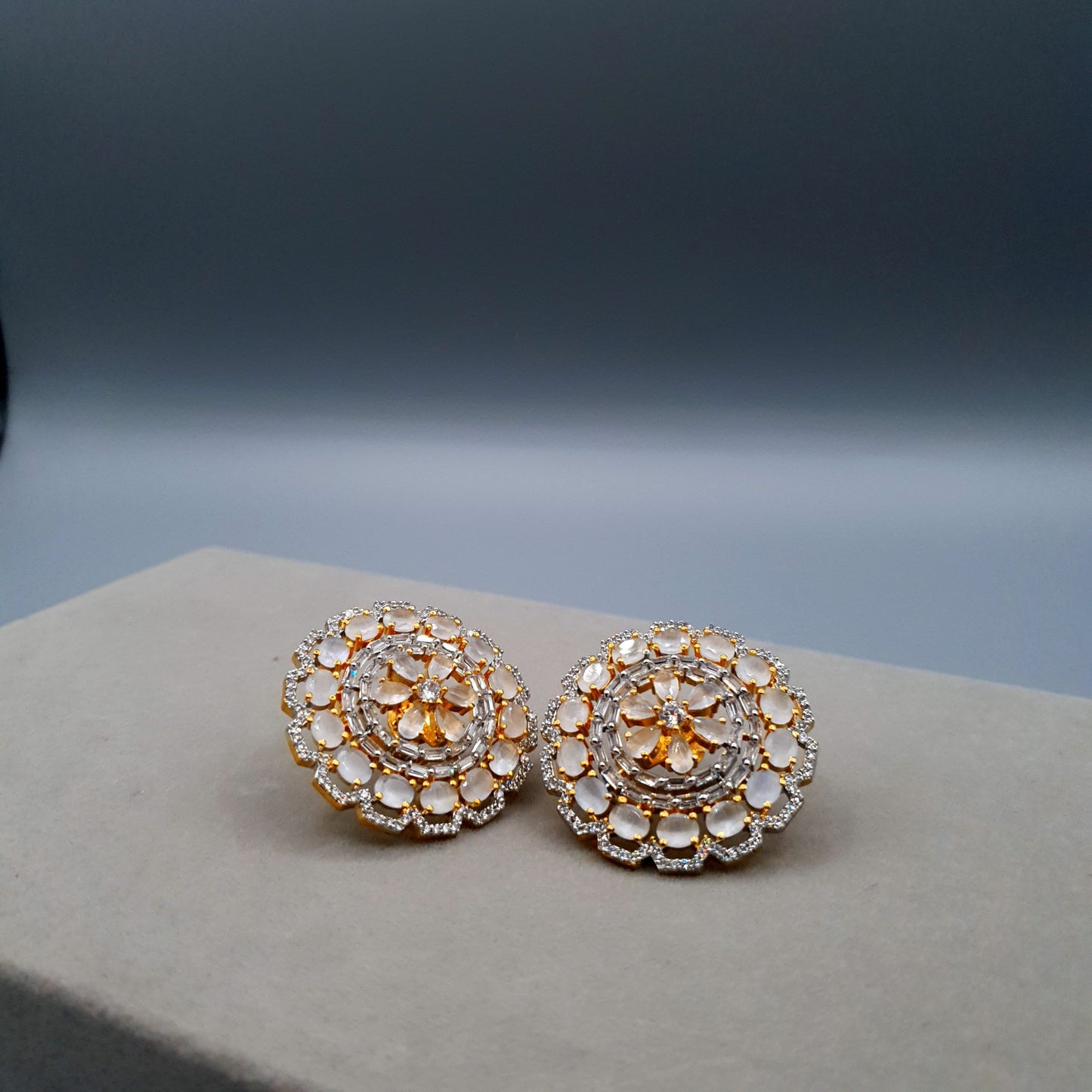 WHEEL STYLE PARTY WEAR-(MULTI COLOUR &amp; GOLDEN SILVER) image 15