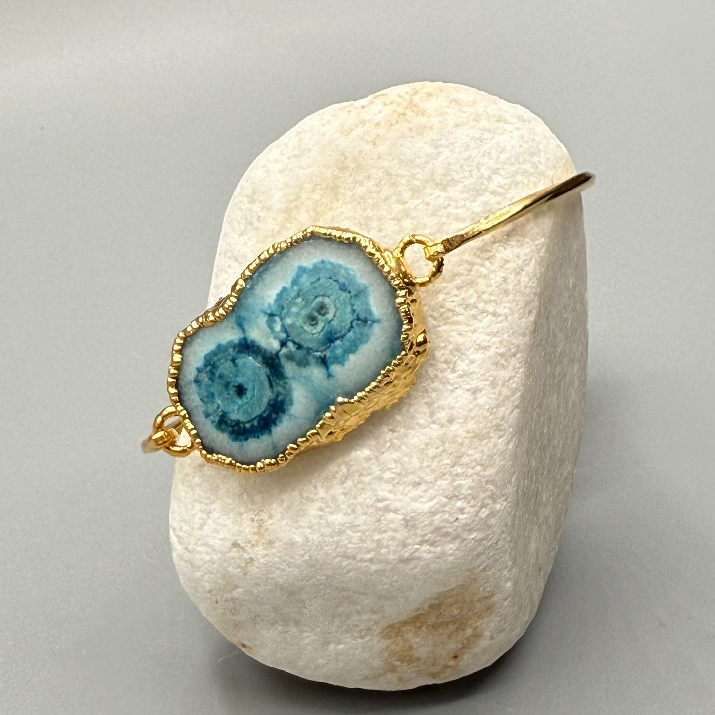 Adjustable Boho-Chic Natural Crystal Flower Bangle - sky blue image
