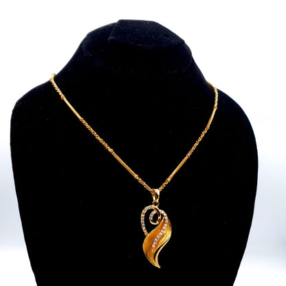 HEART LEAVE GOLDEN WITH CHAIN image 4