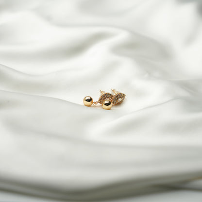 GILDED DROP EAR RINGS image 3
