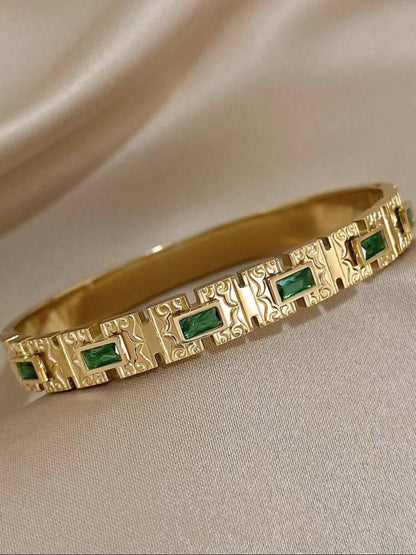 RETRO GOLD CUFF BRACELET image 4