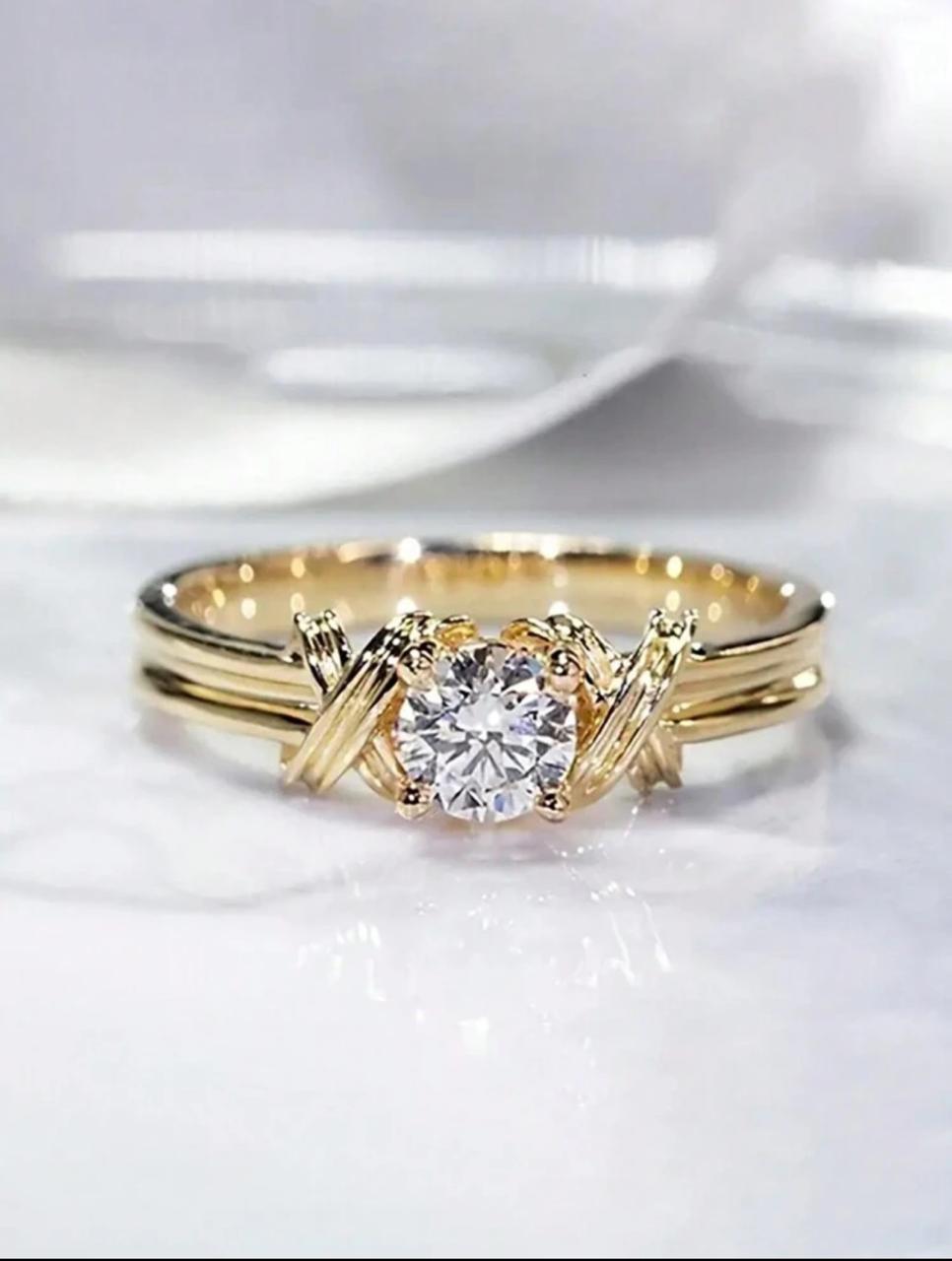 GORGEOUS CUBIC ZIRCONIA RING image 1