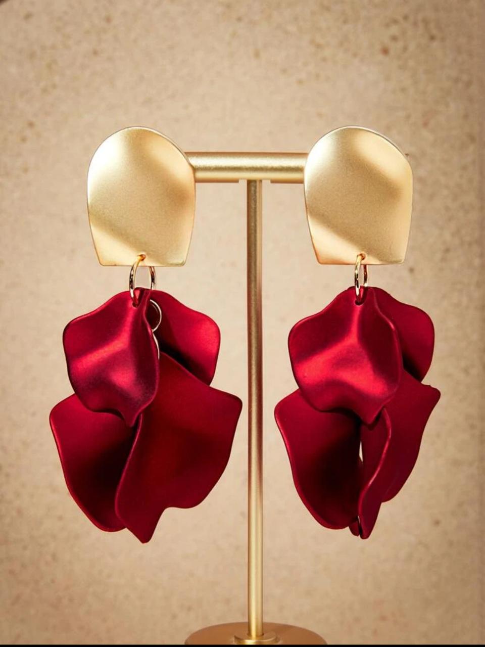 ROSE FLOWER PETALS EARRINGS image 0