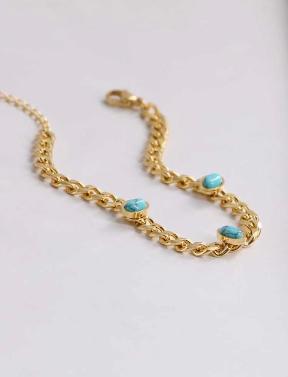 Simple European And American Style Gold-Toned Bracelet  Material: Stainless Steel image 2