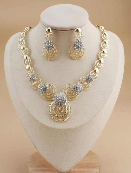 NEKLACE WITH DROP EARRINGS image 0