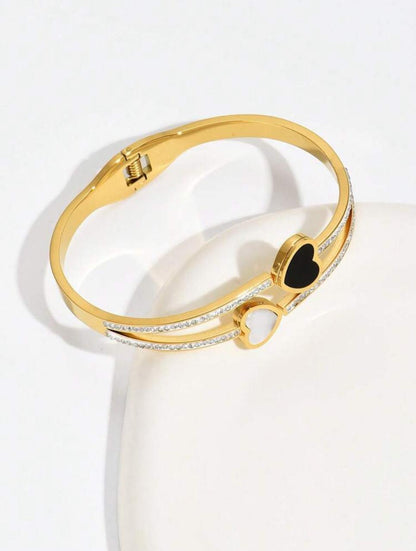 STYLISH BLACK & WHITE HEART BRACELET image 2
