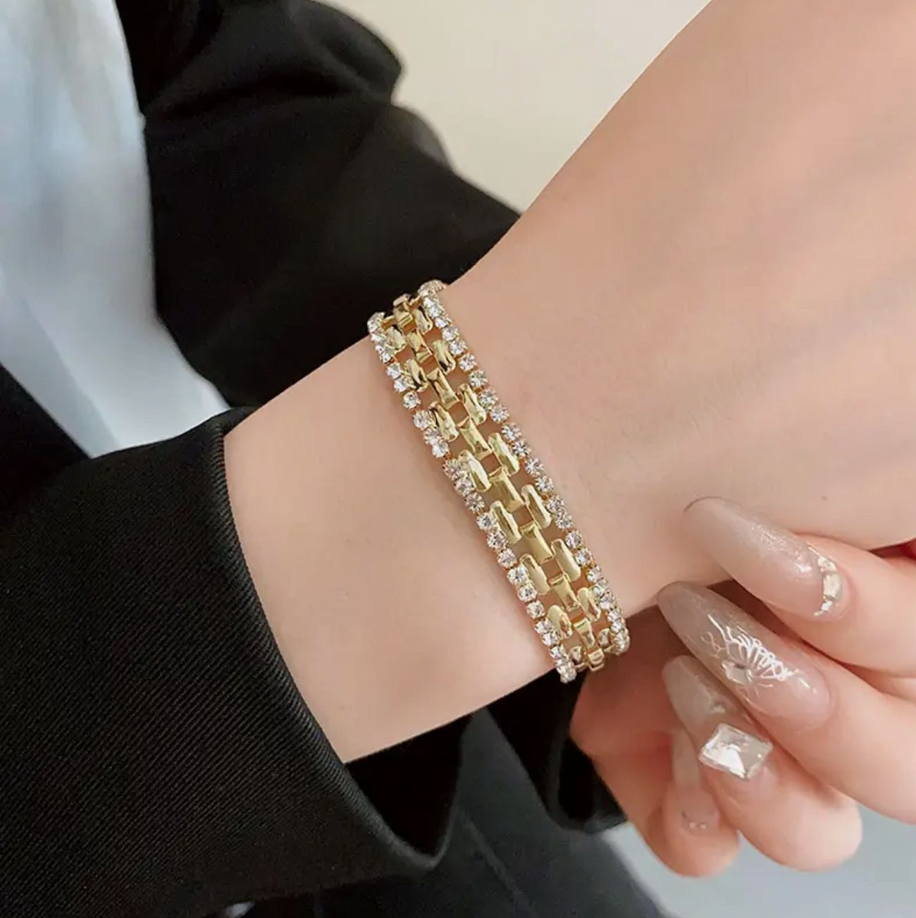 Elegant Luxury Square Cuff Bracelet with Rhinestone Accents & Alloy Chain Design for Parties, Weddings & Formal Events image 9