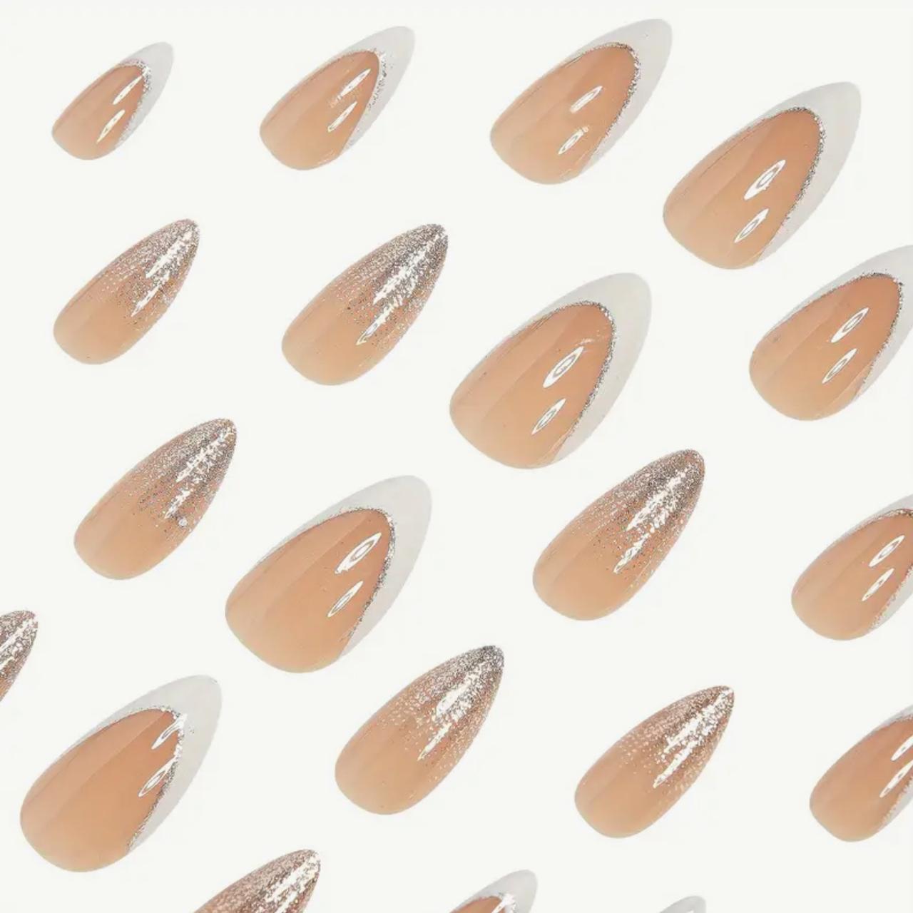 24pcs of Almond Elegant Shiny Silver Glitter French White Changing False Brightening Wearable Nails. image 1
