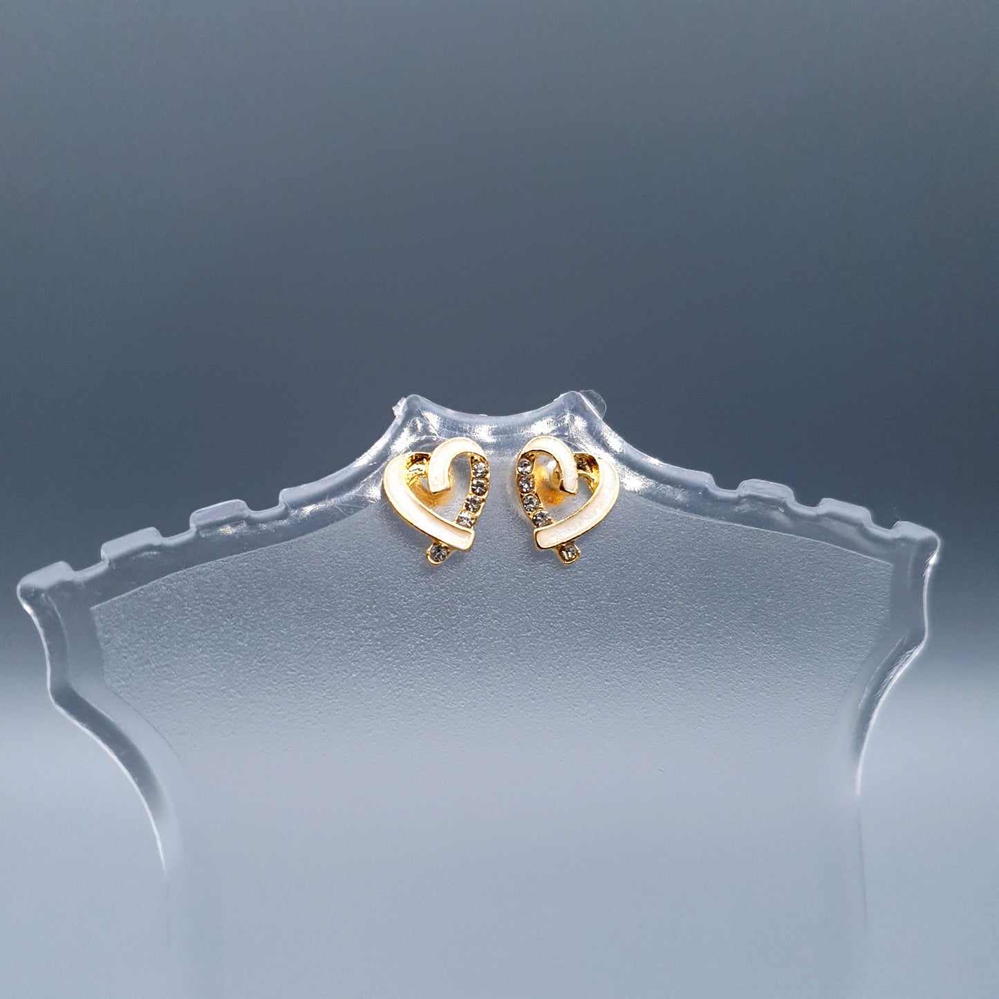 HEART EAR STUD image 1
