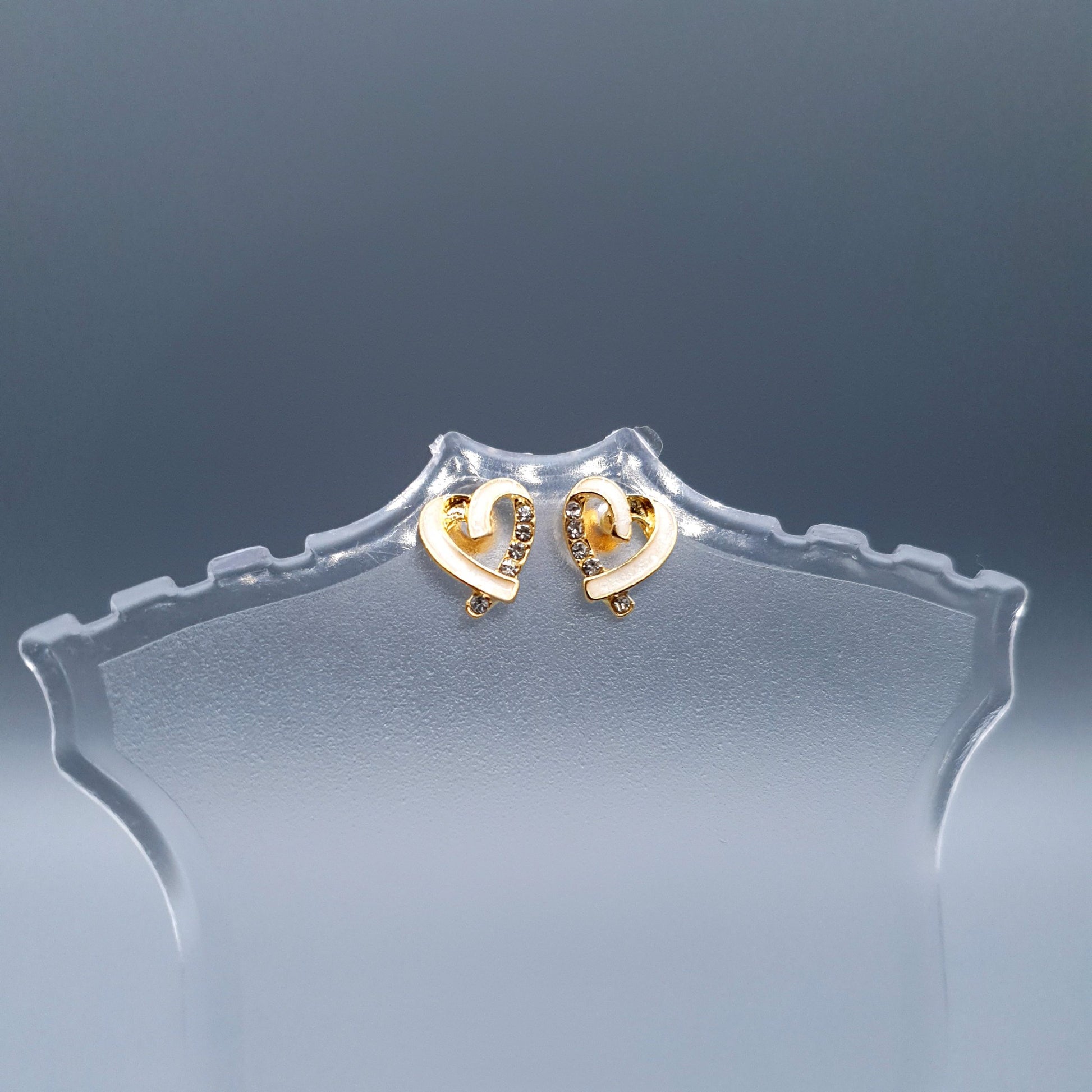 HEART EAR STUD image 1