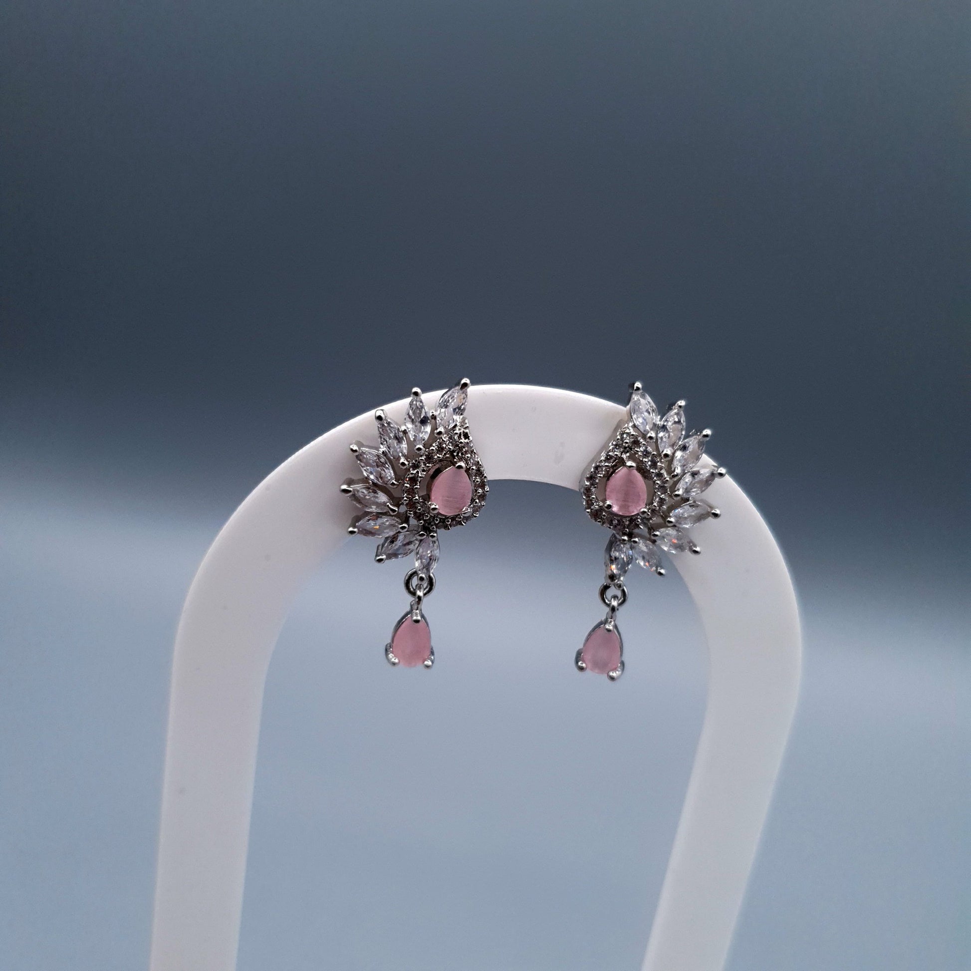 8 STONES T-PINK image 3