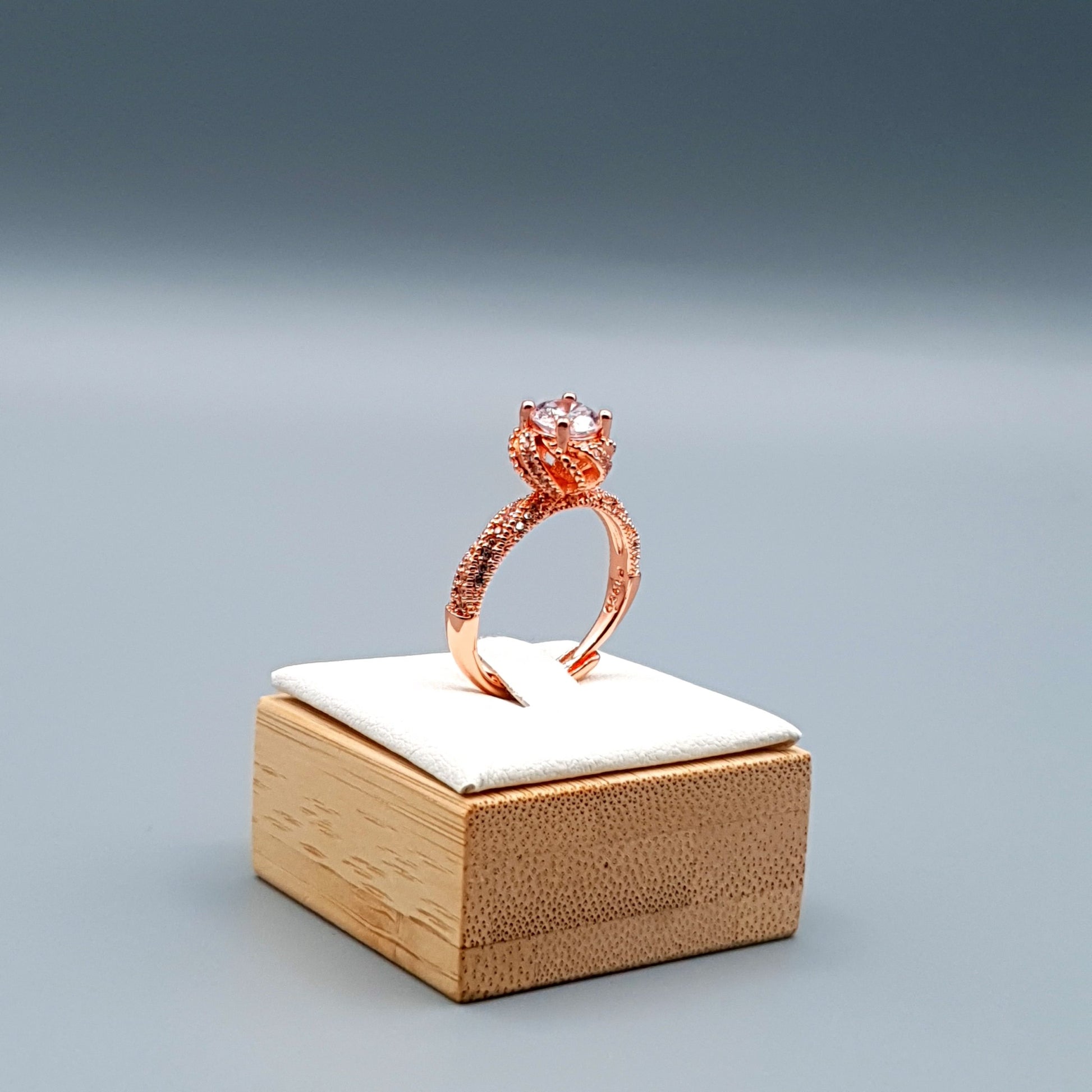 ROUND FLOWER (Adjustable) image 2