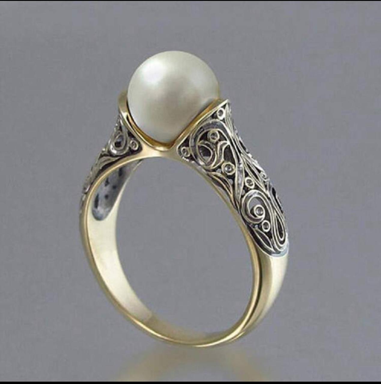 VINTAGE GOLDEN INLAID SYNTHETIC FAUX PEARL RING image 3