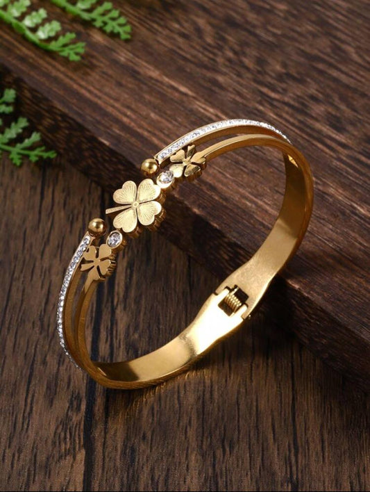 Elegant Luxury Rhinestone Decorated Flower Aesthetics Cuff Bracelet image 0