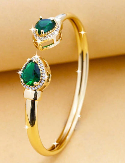 Fashionable Geometric Inlaid Bracelet image 4