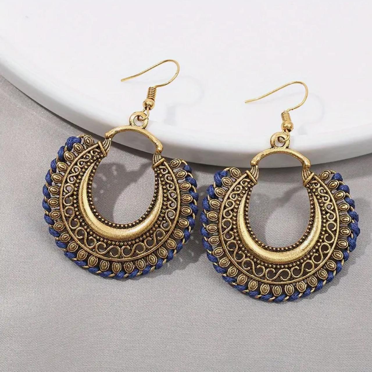 Vintage Style Round Baroque Pendant Jhumke - Blue image