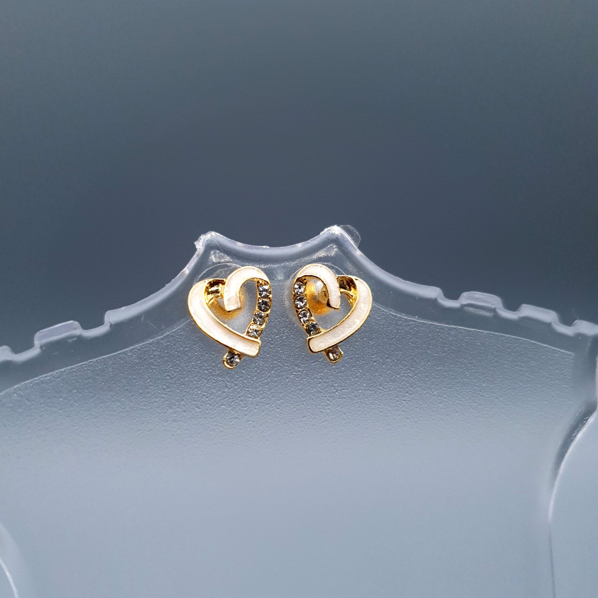 HEART EAR STUD image 2
