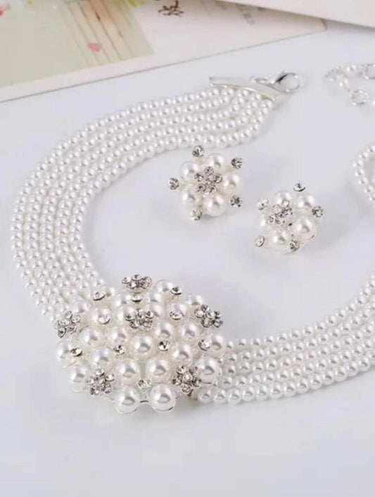 PEARL DÉCOR LAYERED NEKLACE SET image 0