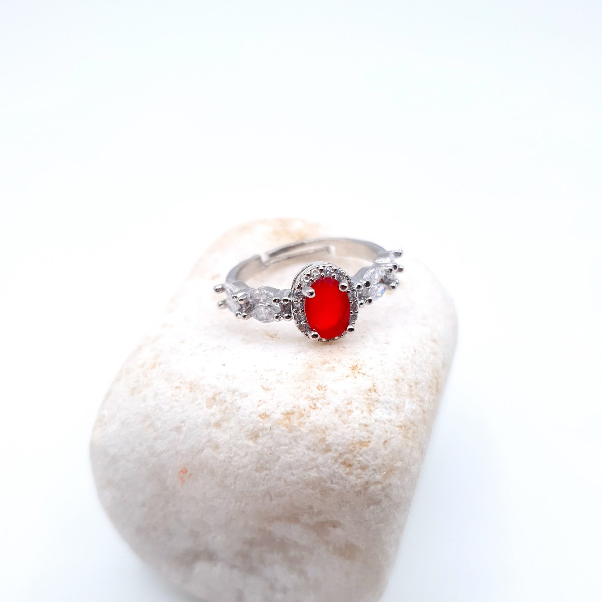 A versatile adjustable ring that fits perfectly, adding elegance to any style image 8