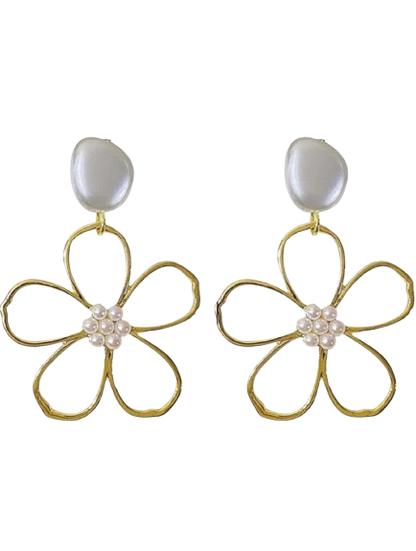 FLORAL CHANDELIER EARRING image 3