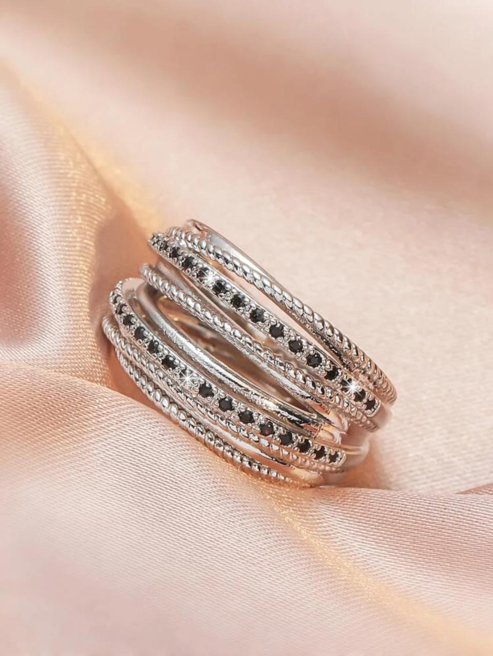 CUBIC ZIRCONIA DÉCOR RING image 4