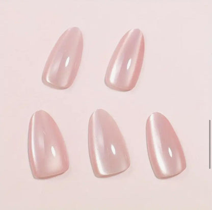 Pink Cat-Eye Shiny Almond-Shaped Nails image 2