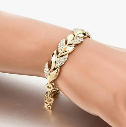 Fashion Alloy Bracelet with Leaf-Shaped Rhinestone Mosaic Design - No Plating, Elegant Daily Wear image 3